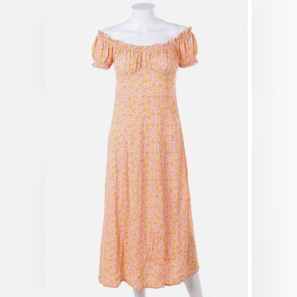 NWOT H&M calf-length off-the-shoulder dress size small